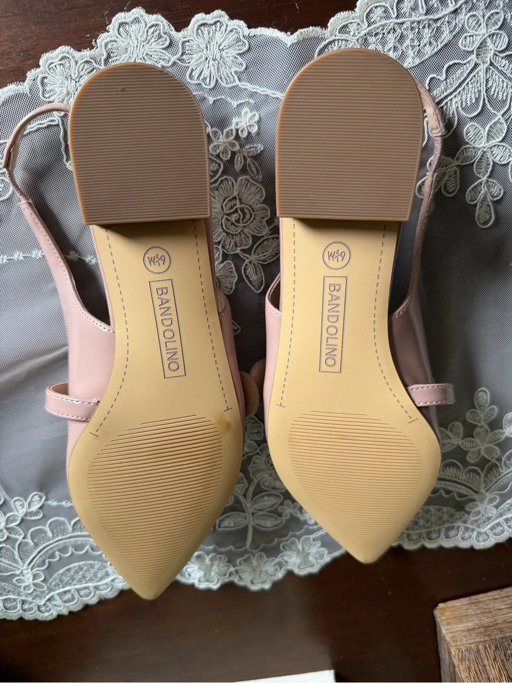 NWOT Bandolino blush Rose Patent Leather Pointed Sling Back Maryjane Flats sz 6.